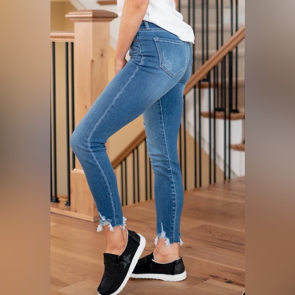 KanCan Layton High Rise Distressed Ankle Skinny Jeans | Medium Wash | Size 11/29 - Picture 2 of 11